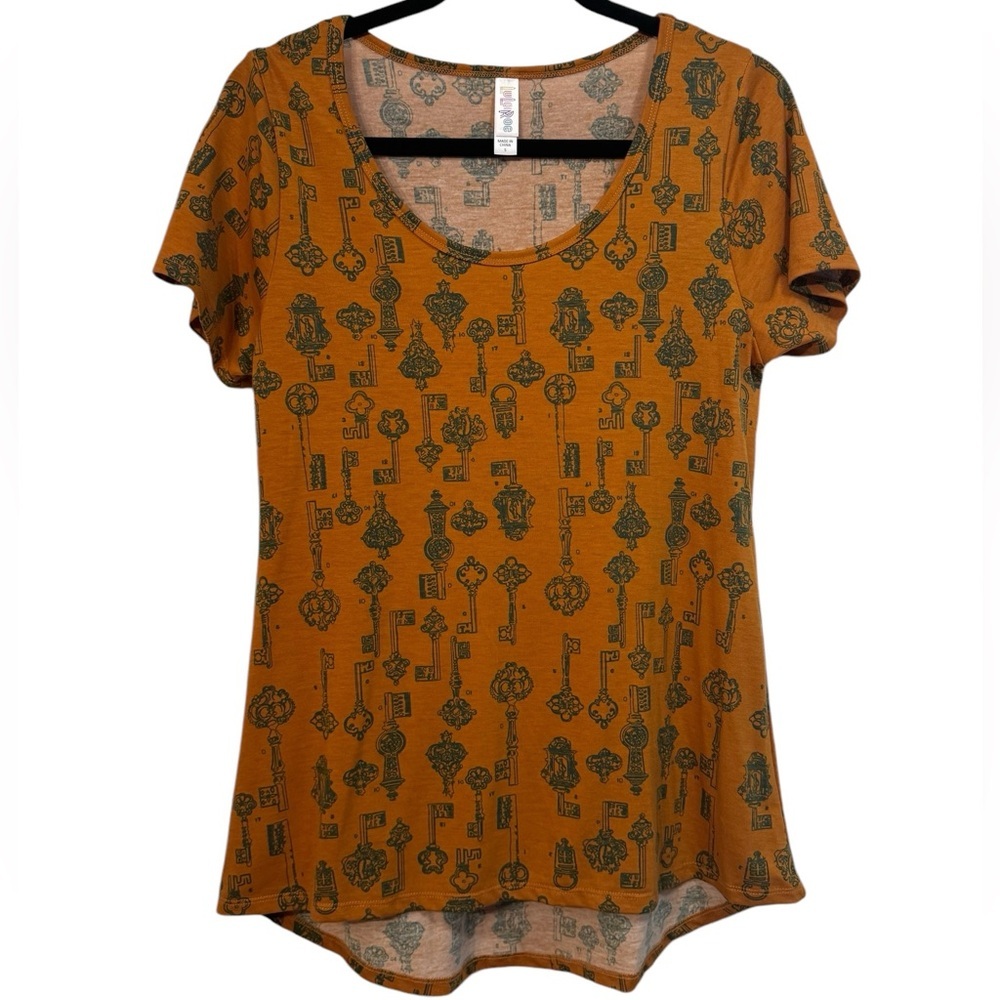 LuLaRoe‎ Classic T, mustard gold, skeleton key motifs, size small